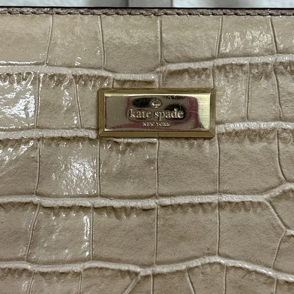 Kate Spade Elissa Bristol Drive Croc Leather Handbag in Tan - Picture 2 of 13